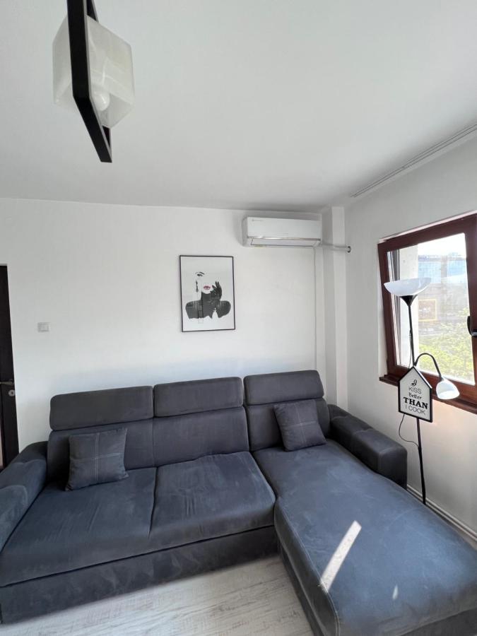 3 Rooms Apartment Palace View Yaş Dış mekan fotoğraf